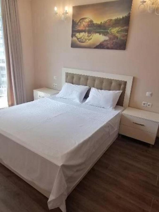 Appartamento Batymi Lux Batumi Esterno foto